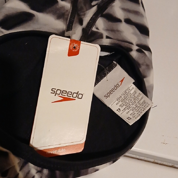 Speedo Kids One Piece Bodysuit - Black and White - Picture 4 of 4